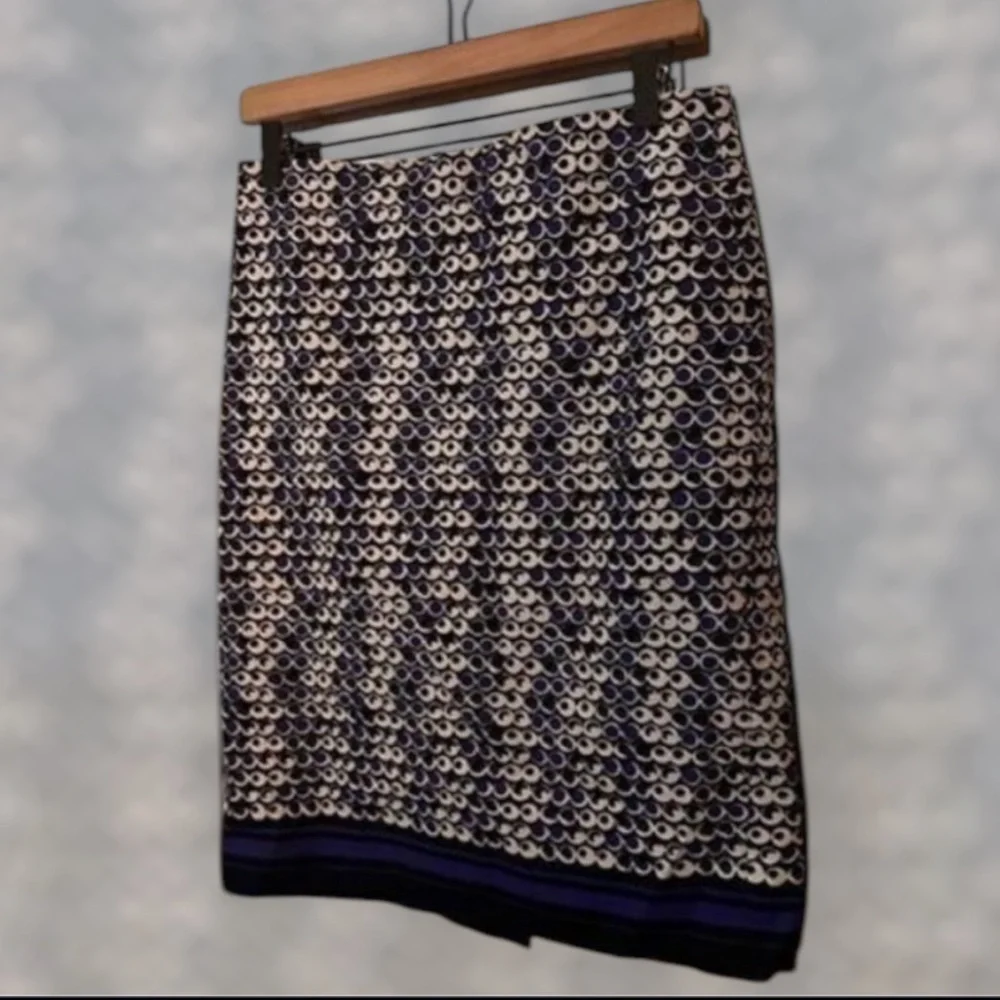 Ann Taylor Geometric Print Pencil Skirt Size 4